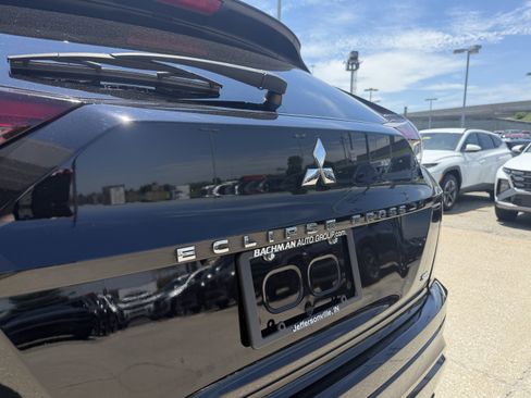 Used 2023 Mitsubishi Eclipse Cross SEL AWD/4WD image 8