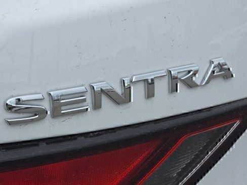 Used 2024 Nissan Sentra SV FWD image 34