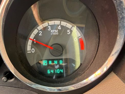 Used 2012 Dodge Caliber SXT image 16