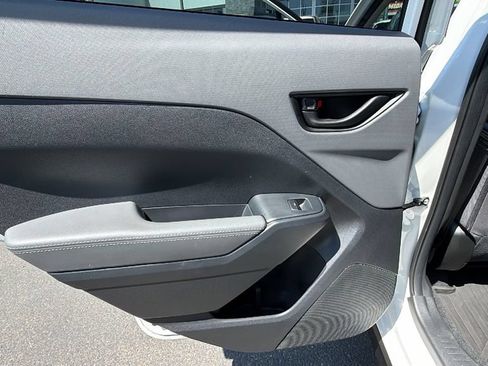 Used 2025 Subaru Crosstrek 2.5i Premium AWD/4WD image 14