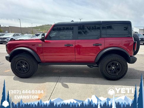 Used 2025 Ford Bronco Badlands AWD/4WD image 6