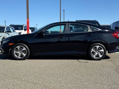 Used 2019 Honda Civic LX image 9