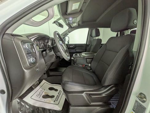 Used 2020 GMC Sierra 2500 Base w/ Convenience Package image 16