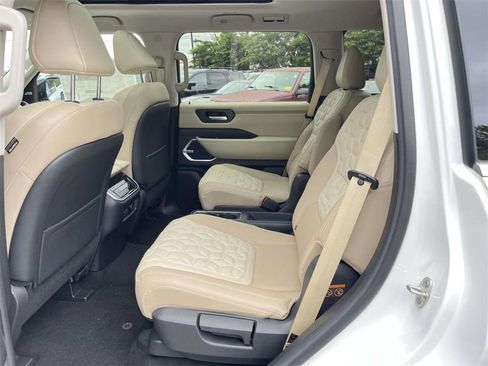 New 2026 Nissan Armada Platinum w/ Convenience Package image 24