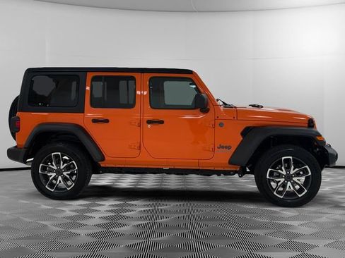 Used 2025 Jeep Wrangler Unlimited Sport S 4xe w/ Convenience Group AWD/4WD image 6
