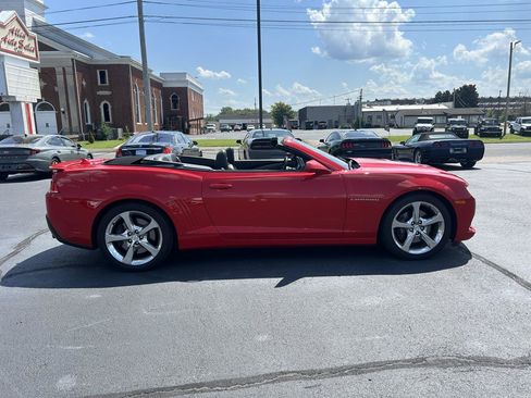 Used 2015 Chevrolet Camaro SS w/ RS Package RWD image 4