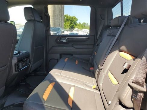New 2026 GMC Sierra 2500 AT4 w/ AT4 Premium Plus Package AWD/4WD image 12