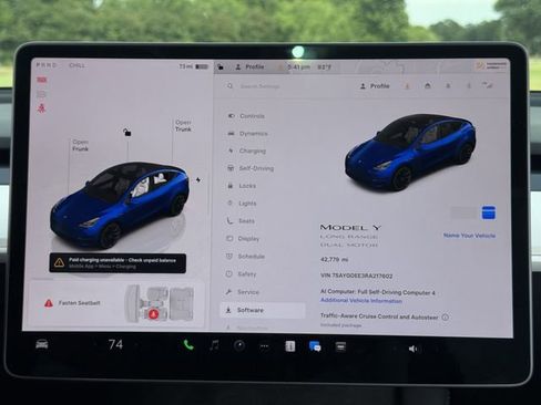 Used 2024 Tesla Model Y Long Range AWD/4WD image 21