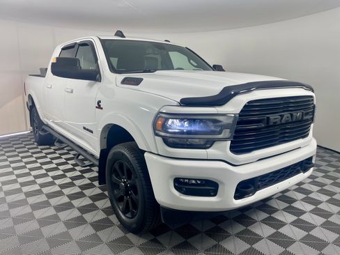 Used 2021 RAM 2500 Laramie w/ Night Edition AWD/4WD image 7
