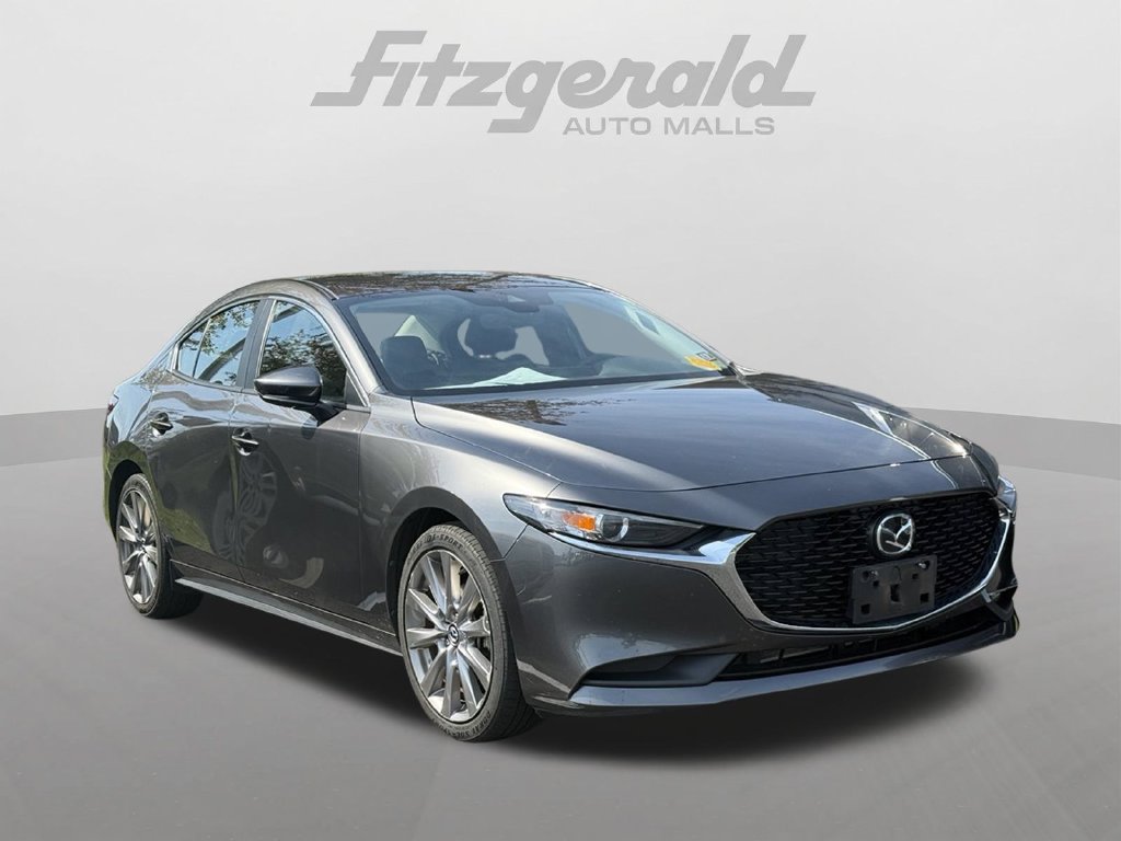 Used 2021 MAZDA MAZDA3 s FWD image 1