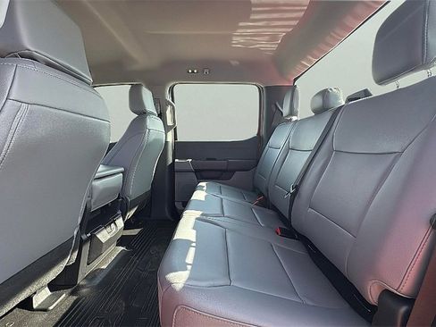 New 2025 Ford F250 XL w/ FX4 Off-Road Package image 14