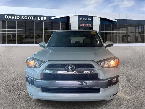 Used 2018 Toyota 4Runner Limited RWD image 2