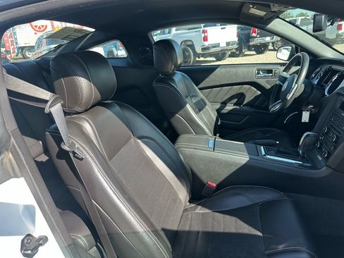 Used 2014 Ford Mustang Premium RWD image 16