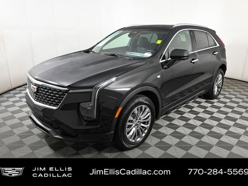 Certified 2025 Cadillac XT4 Premium Luxury image 1