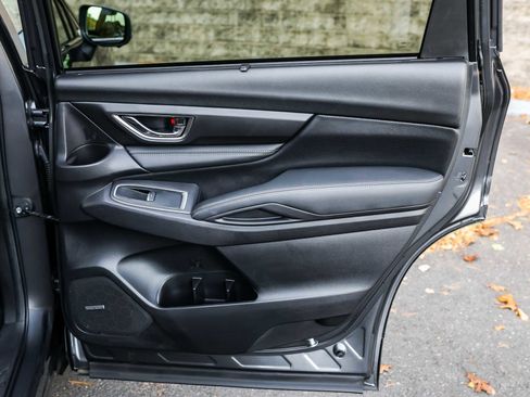 Used 2023 Subaru Ascent Limited w/ Technology Package image 16