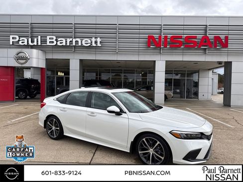 Used 2024 Honda Civic Touring image 9