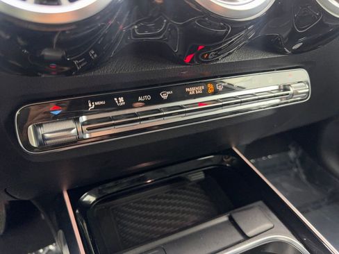 Used 2023 Mercedes-Benz EQB 300 4MATIC w/ Pinnacle Package image 64