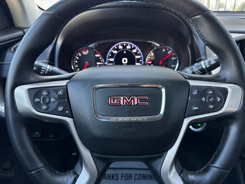 Used 2023 GMC Terrain Denali w/ Denali Premium Package AWD/4WD image 25