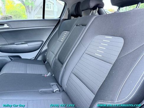 Used 2018 Kia Sportage LX image 22