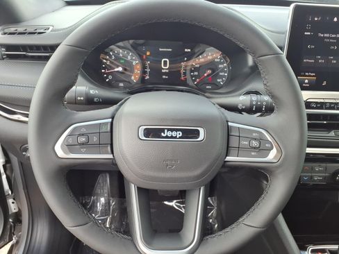 New 2026 Jeep Compass Latitude AWD/4WD image 8