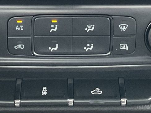 Used 2016 Chevrolet Silverado 1500 W/T image 16