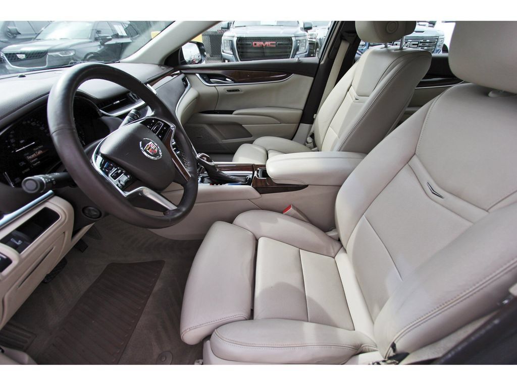 Used 2014 Cadillac XTS Luxury w/ Driver Awareness Package FWD image 6