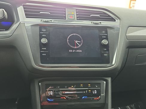 Certified 2023 Volkswagen Tiguan SE w/ Panoramic Sunroof Package image 20