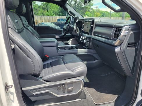 Used 2025 Ford F350 Platinum AWD/4WD image 13