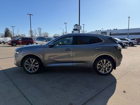 Used 2023 Buick Envision Avenir image 8