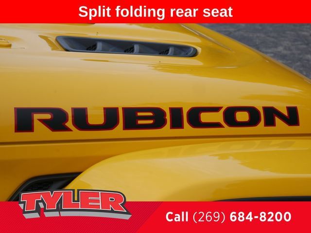 Used 2019 Jeep Wrangler Unlimited Rubicon w/ LED Lighting Group AWD/4WD image 12