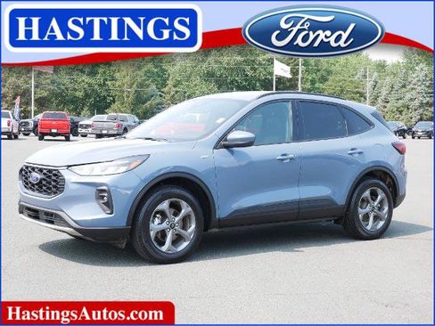 Certified 2025 Ford Escape ST-Line Select AWD/4WD image 1