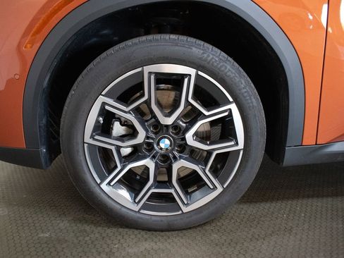 Certified 2025 BMW X2 xDrive28i w/ Premium Package image 9