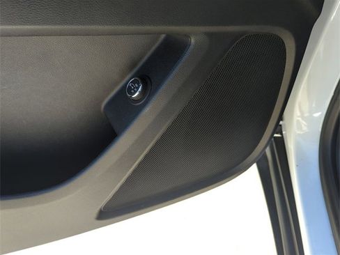 Certified 2022 Chevrolet Traverse LT image 23