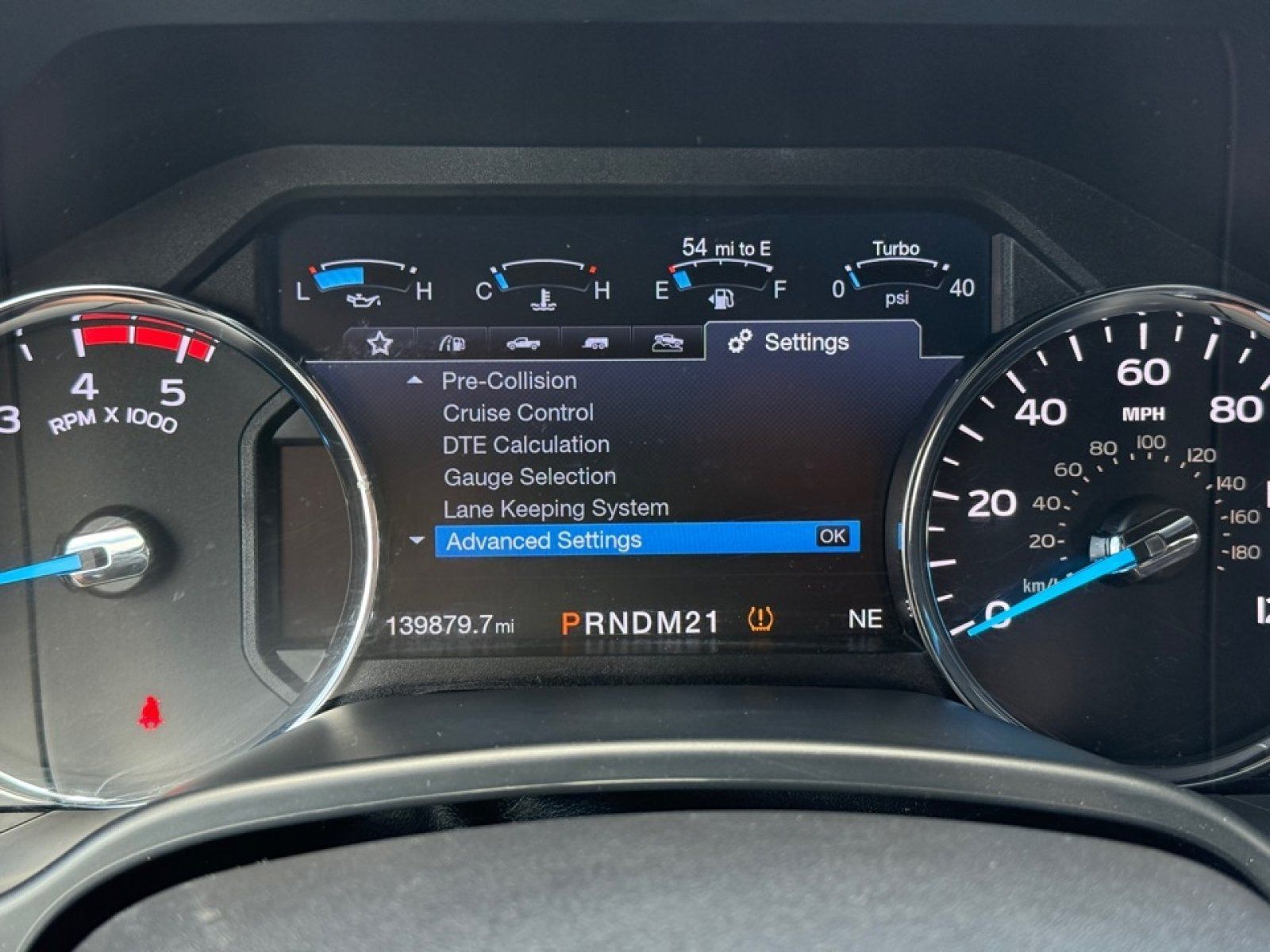 Used 2019 Ford F350 Platinum w/ Platinum Ultimate Package AWD/4WD image 26