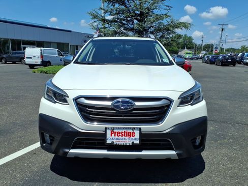 Certified 2022 Subaru Outback Touring AWD/4WD image 6