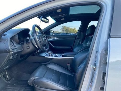 Used 2021 Kia Stinger GT2 AWD/4WD image 28