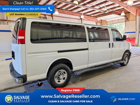 Used 2019 Chevrolet Express 3500 LT w/ LT Preferred Equipment Group RWD image 4