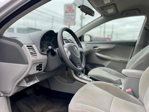 Used 2010 Toyota Corolla FWD image 10