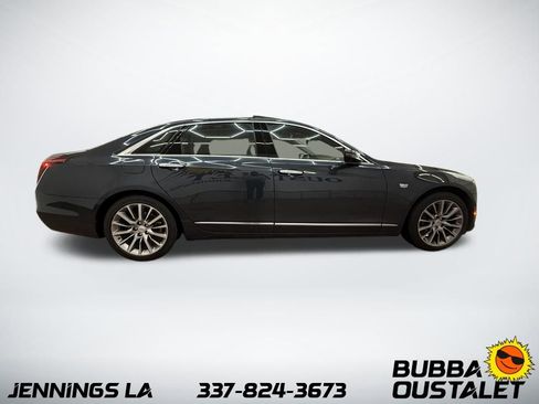 Used 2018 Cadillac CT6 Luxury image 6