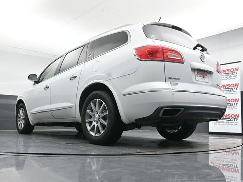 Used 2017 Buick Enclave Leather FWD image 38