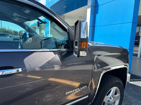 Used 2015 Chevrolet Silverado 2500 LTZ w/ Duramax Plus Package image 7