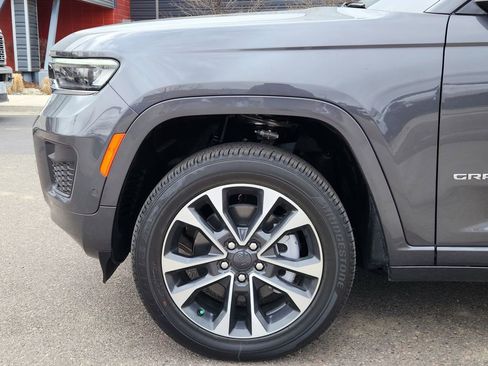 New 2025 Jeep Grand Cherokee L Overland w/ Trailer Tow Package image 10