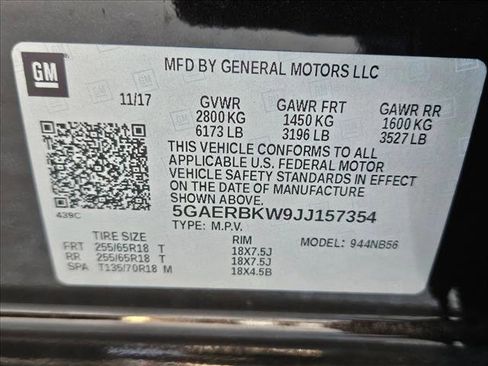 Used 2018 Buick Enclave Essence image 22
