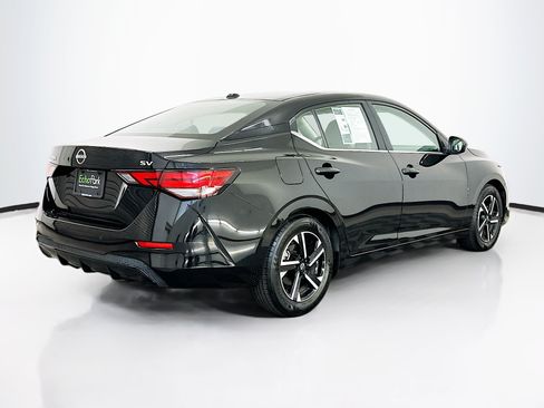 Used 2024 Nissan Sentra SV FWD image 9