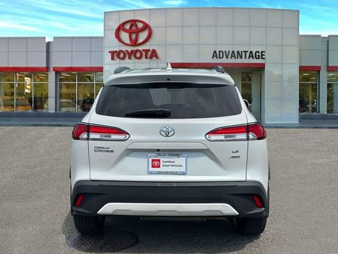 Used 2023 Toyota Corolla Cross LE w/ Moonroof Package AWD/4WD image 8