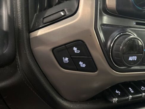 Used 2019 GMC Sierra 3500 Denali image 4
