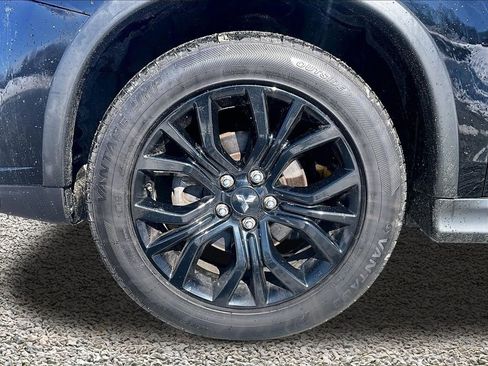 Used 2019 Mitsubishi Outlander Sport LE image 9