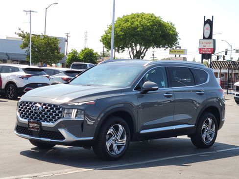 Used 2021 Hyundai Santa Fe SEL w/ Convenience + Premium Package image 8