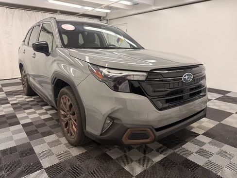 Used 2025 Subaru Forester Sport AWD/4WD image 7