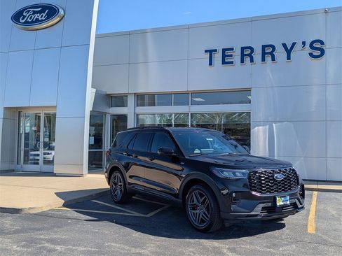 Used 2025 Ford Explorer ST-Line w/ ST-Line Street Pack image 1